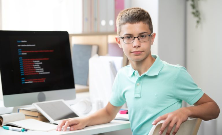 Introducing Python to Children in Dubai